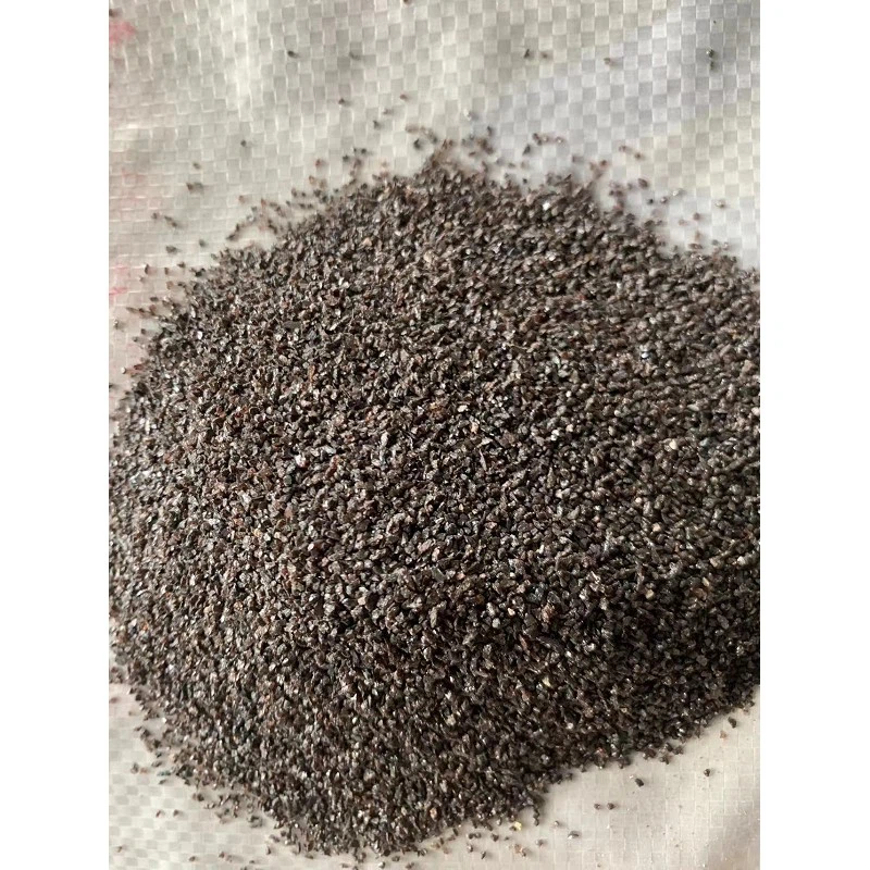 Comparació del corundum blanc i el corundum marró